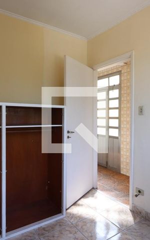 Casa à venda com 250m², 3 quartos e 2 vagasQuarto de Serviço