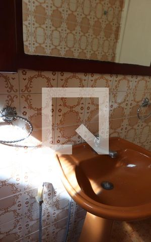 Casa à venda com 250m², 3 quartos e 2 vagasLavabo