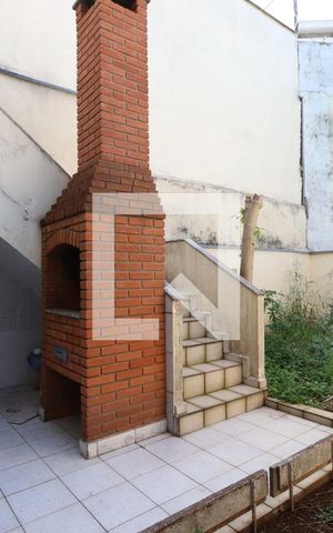Casa à venda com 250m², 3 quartos e 2 vagasQuintal - churrasqueira