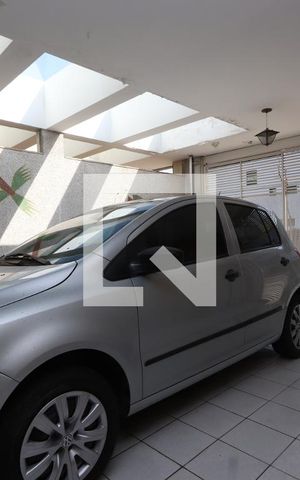 Casa à venda com 250m², 3 quartos e 2 vagasGaragem