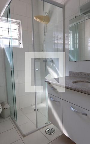 Casa à venda com 250m², 3 quartos e 2 vagasBanheiro da Suíte 1