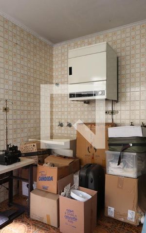Casa à venda com 250m², 3 quartos e 2 vagasÁrea de Serviço