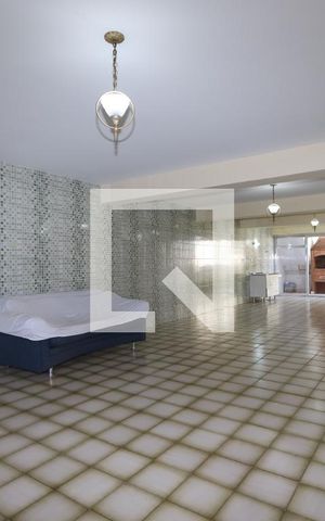 Casa à venda com 250m², 3 quartos e 2 vagasÁrea comum