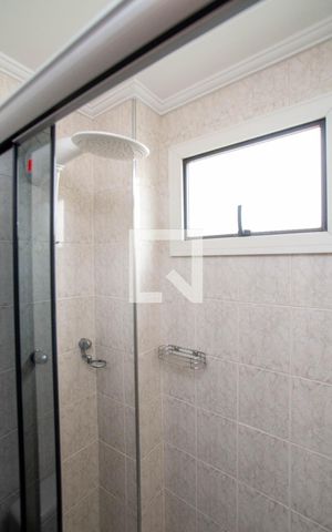 Apartamento para alugar com 113m², 3 quartos e 3 vagas Apartamento para alugar com 113m², 3 quartos e 3 vagasBanheiro Corredor