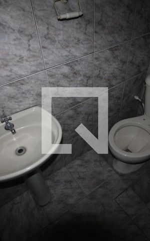 Casa para alugar com 80m², 2 quartos e sem vagaBanheiro 1