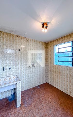 Casa à venda com 200m², 3 quartos e 6 vagasÁrea de Serviço 2
