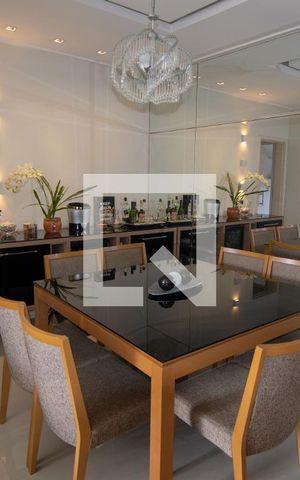 Apartamento à venda com 120m², 3 quartos e 2 vagas Apartamento à venda com 120m², 3 quartos e 2 vagasSala