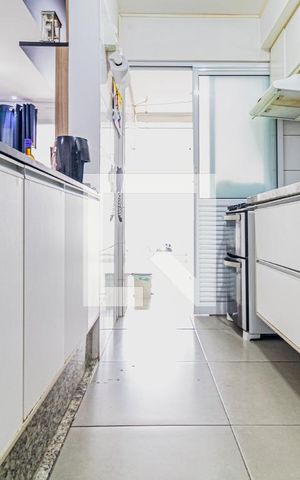 Apartamento à venda com 123m², 3 quartos e 2 vagas Apartamento à venda com 123m², 3 quartos e 2 vagasCozinha