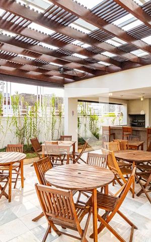 Apartamento à venda com 123m², 3 quartos e 2 vagas Apartamento à venda com 123m², 3 quartos e 2 vagasÁrea comum - Churrasqueira