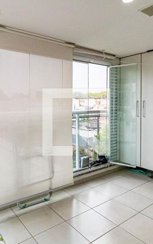 Apartamento à venda com 123m², 3 quartos e 2 vagas Apartamento à venda com 123m², 3 quartos e 2 vagasVaranda