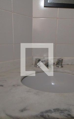 Apartamento para alugar com 115m², 3 quartos e 2 vagasBanheiro da suíte