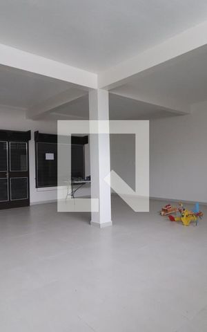 Casa à venda com 360m², 3 quartos e 6 vagasÁrea externa 