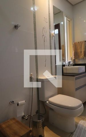 Casa à venda com 360m², 3 quartos e 6 vagasBanheiro