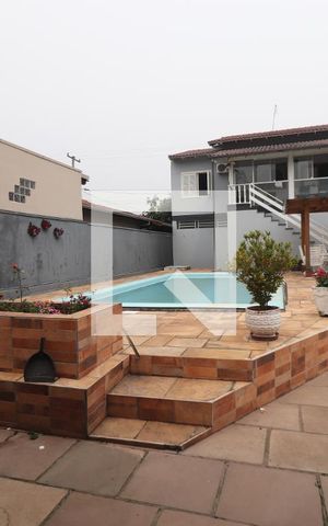 Casa à venda com 360m², 3 quartos e 6 vagasÁrea externa 