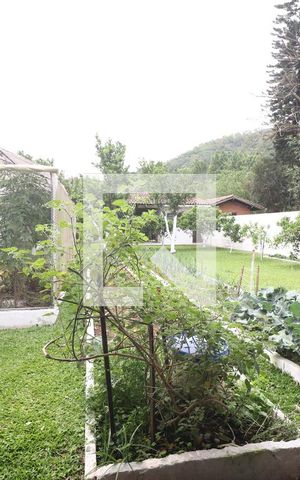 Casa à venda com 360m², 3 quartos e 6 vagasÁrea externa 