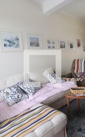 Casa à venda com 360m², 3 quartos e 6 vagasSala