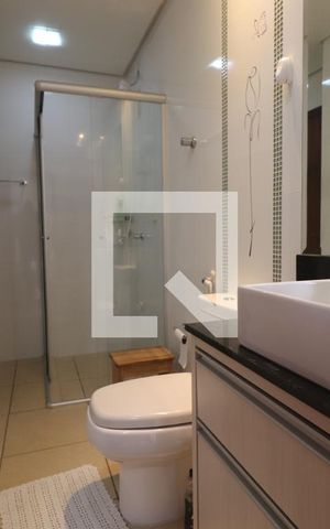 Casa à venda com 360m², 3 quartos e 6 vagasBanheiro