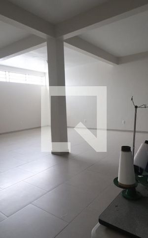 Casa à venda com 360m², 3 quartos e 6 vagasÁrea externa 
