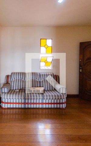 Casa à venda com 309m², 5 quartos e 3 vagas Casa à venda com 309m², 5 quartos e 3 vagasSala 2