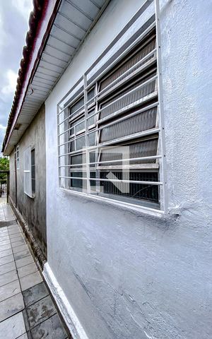 Casa para alugar com 34m², 1 quarto e sem vagaÁrea externa