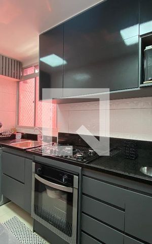 Apartamento à venda com 48m², 2 quartos e 1 vaga Apartamento à venda com 48m², 2 quartos e 1 vagaCozinha