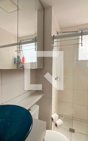 Apartamento à venda com 48m², 2 quartos e 1 vaga Apartamento à venda com 48m², 2 quartos e 1 vagaBanheiro