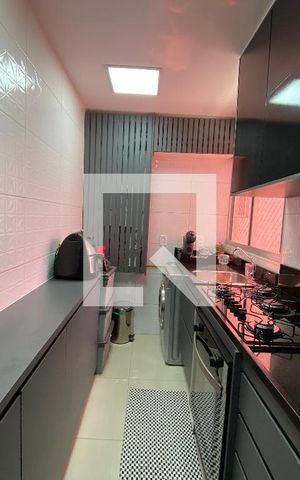 Apartamento à venda com 48m², 2 quartos e 1 vaga Apartamento à venda com 48m², 2 quartos e 1 vagaCozinha