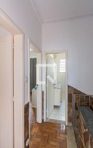 Casa de condomínio à venda com 90m², 4 quartos e 3 vagas Casa de condomínio à venda com 90m², 4 quartos e 3 vagasHall do 2º andar
