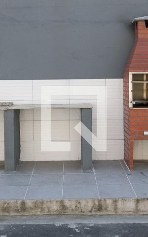 Casa de condomínio à venda com 90m², 4 quartos e 3 vagas Casa de condomínio à venda com 90m², 4 quartos e 3 vagasÁrea comum - Churrasqueira