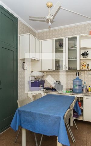 Casa de condomínio à venda com 90m², 4 quartos e 3 vagas Casa de condomínio à venda com 90m², 4 quartos e 3 vagasCozinha