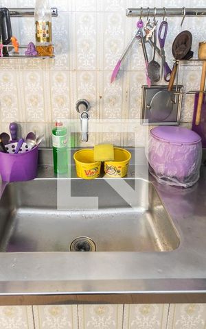 Casa de condomínio à venda com 90m², 4 quartos e 3 vagas Casa de condomínio à venda com 90m², 4 quartos e 3 vagasCozinha