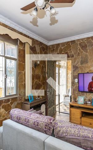 Casa de condomínio à venda com 90m², 4 quartos e 3 vagas Casa de condomínio à venda com 90m², 4 quartos e 3 vagasSala