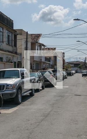 Casa de condomínio à venda com 90m², 4 quartos e 3 vagas Casa de condomínio à venda com 90m², 4 quartos e 3 vagasÁrea comum de acesso