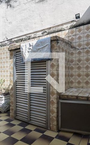 Casa de condomínio à venda com 90m², 4 quartos e 3 vagas Casa de condomínio à venda com 90m², 4 quartos e 3 vagasÁrea de Serviço