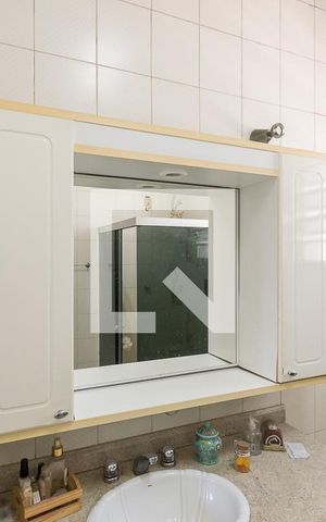 Casa de condomínio à venda com 90m², 4 quartos e 3 vagas Casa de condomínio à venda com 90m², 4 quartos e 3 vagasBanheiro Social