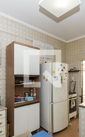 Casa de condomínio à venda com 90m², 4 quartos e 3 vagas Casa de condomínio à venda com 90m², 4 quartos e 3 vagasCozinha