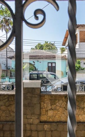 Casa de condomínio à venda com 90m², 4 quartos e 3 vagas Casa de condomínio à venda com 90m², 4 quartos e 3 vagasVista da Sala