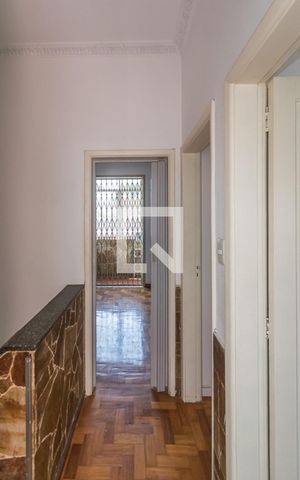 Casa de condomínio à venda com 90m², 4 quartos e 3 vagas Casa de condomínio à venda com 90m², 4 quartos e 3 vagasHall do 2º andar