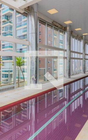 Studio à venda com 33m², 1 quarto e 1 vagaÁrea comum - Piscina Coberta