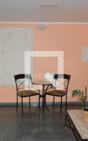 Apartamento à venda com 45m², 1 quarto e 1 vagaHall