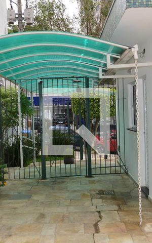 Apartamento à venda com 45m², 1 quarto e 1 vagaEntra e Portaria
