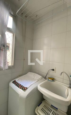 Apartamento à venda com 75m², 3 quartos e 1 vaga Apartamento à venda com 75m², 3 quartos e 1 vagaÁrea de Serviço