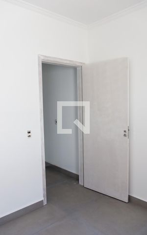 Casa à venda com 186m², 3 quartos e 6 vagas Casa à venda com 186m², 3 quartos e 6 vagasQuarto 1 suite