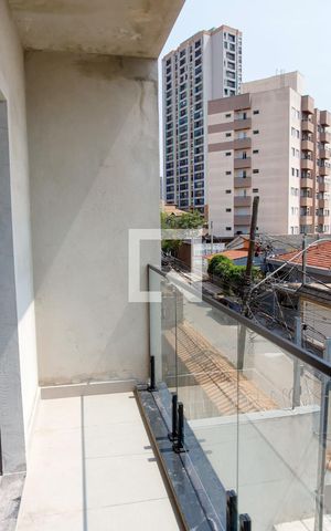 Casa à venda com 186m², 3 quartos e 6 vagas Casa à venda com 186m², 3 quartos e 6 vagasVaranda