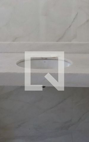 Casa à venda com 186m², 3 quartos e 6 vagas Casa à venda com 186m², 3 quartos e 6 vagasBanheiro da Suíte 1