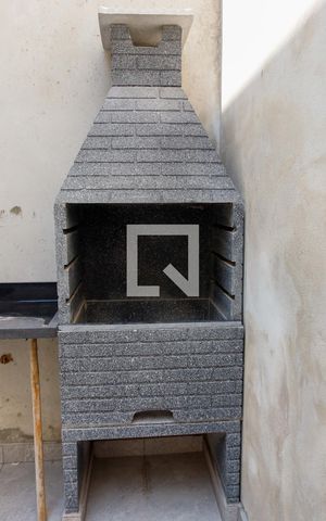 Casa à venda com 186m², 3 quartos e 6 vagas Casa à venda com 186m², 3 quartos e 6 vagasÁrea comum - Churrasqueira