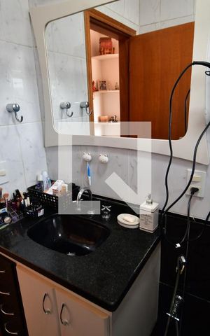 Casa à venda com 360m², 3 quartos e 4 vagasBanheiro 1