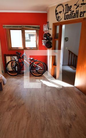Casa à venda com 360m², 3 quartos e 4 vagasEscritório