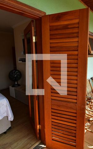 Casa à venda com 360m², 3 quartos e 4 vagasQuarto 3 - Suíte