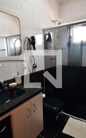 Casa à venda com 360m², 3 quartos e 4 vagasBanheiro 1